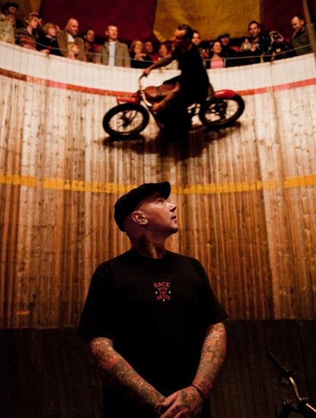 Danny Dare and Dynamite Dave in the Wall